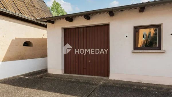 Immobilie in Schönbrunn i.Steigerwald - Großzügiges Einfamilienhaus mit Kamin, Balkon, Garage und großem Gestaltungspotenzial in Schönbrunn - Bild 4