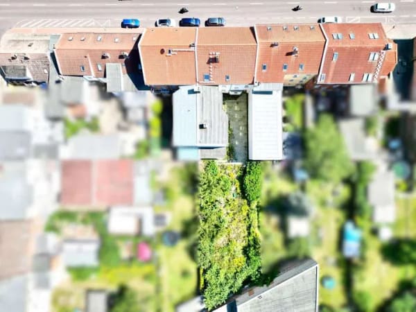 Immobilie in Schönebeck (Elbe) - Raum für Ideen – Mehrfamilienhaus mit Charakter in Schönebeck! - Bild 2