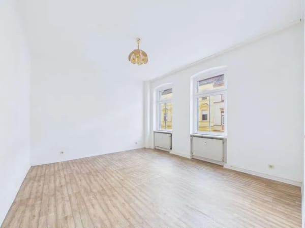 Immobilie in Köthen (Anhalt) - Jetzt investieren: Mehrfamilienhaus mit Dachterrasse in Köthen – 8,89 % BMR - Bild 2
