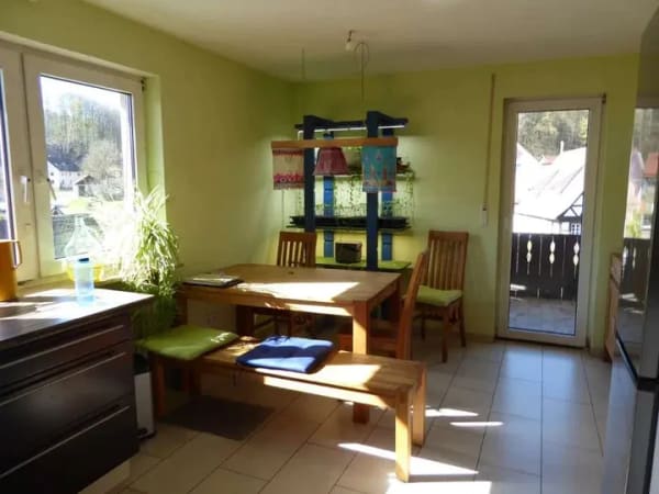 Immobilie in Buttenheim - Vielseitiges Mehrfamilienhaus: MEHRGENERATIONEN-HAUS ODER LUKRATIVE KAPITAL- ANLAGE!!!! NATURNAH  - Bild 2