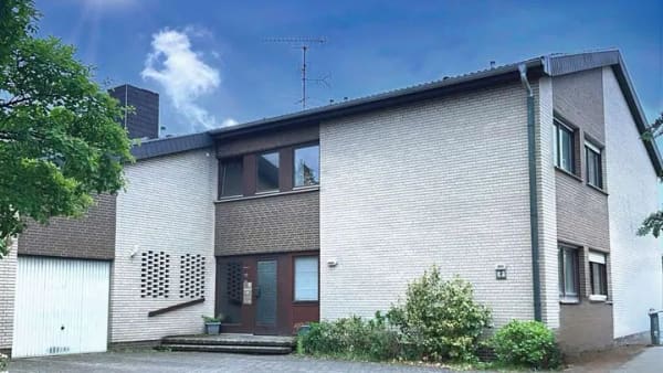 Immobilie in Steyerberg - Ansprechendes Dreifamilienhaus mit Potenzial für Eigennutzer und Kapitalanleger - Bild 2