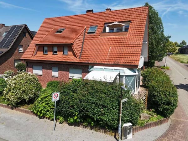 Immobilie in Hüllhorst - Wohnhaus mit 3 Wohnungen in Hüllhorst!!! - Bild 1