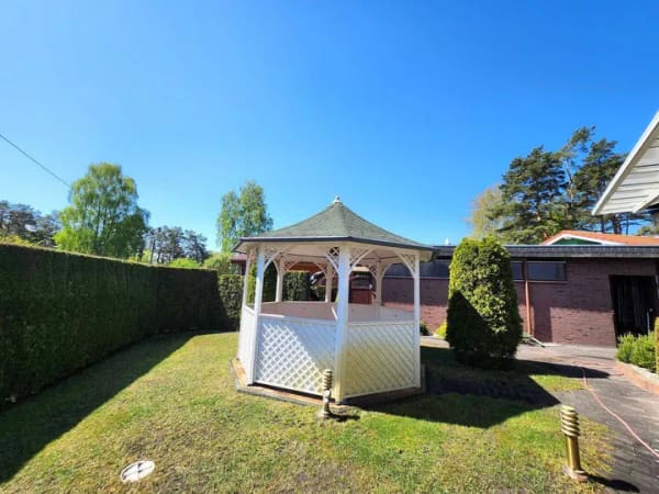 Immobilie in Koserow - Ruhiges Grundstück mit Bungalow und Carport an der Ostseeküste, Insel Usedom, Bernsteinbad Koserow - Bild 1