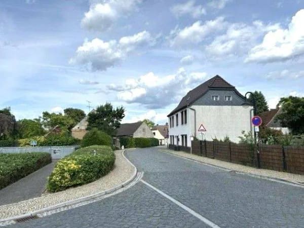 Immobilie in Gräfenhainichen - Wohnhaus mit Charme und viel Platz innen und außen! - Bild 2