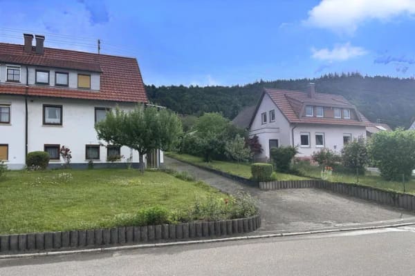 Immobilie in Wehingen - Wohnen auf großem Grundstück auf der Sonnenseite von Wehingen - Bild 1