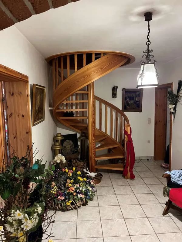 Immobilie in Kleve - Einfamilenhaus mit Gewerbefläche in Kleve-Donsbrüggen - Bild 1