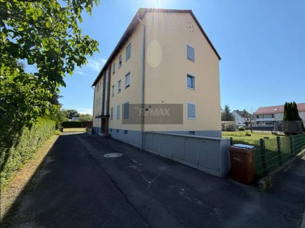 Immobilie in Speichersdorf - Großzügige 4-Zimmer-Eigentumswohnung mit Balkon - Ihr neues Zuhause in Speichersdorf - Bild 2