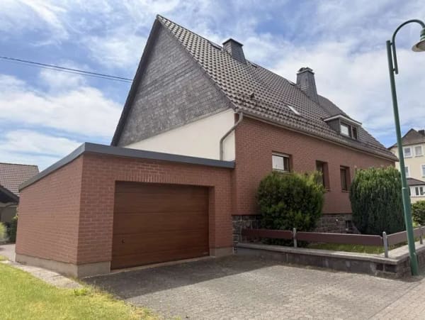 Immobilie in Nistertal - Solides und gepflegtes Einfamilienhaus mit Garten und Garage in Nistertal! - Bild 3