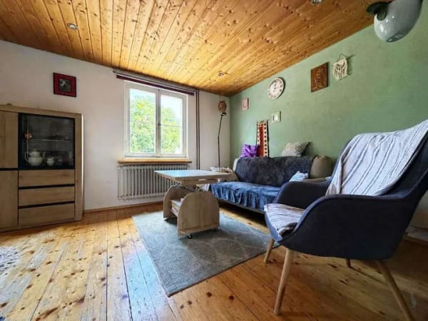 Immobilie in Blumberg - Diese Wohnidylle wird Ihr neues Zuhause. 3 Zimmer auf 97 m². Herrlicher Garten, Garage plus Carport. - Bild 3