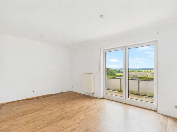 Immobilie in Meeder - Wohnen in idyllischer Lage: 3-Zimmer-Wohnung mit Balkon & Stellplatz - Bild 1