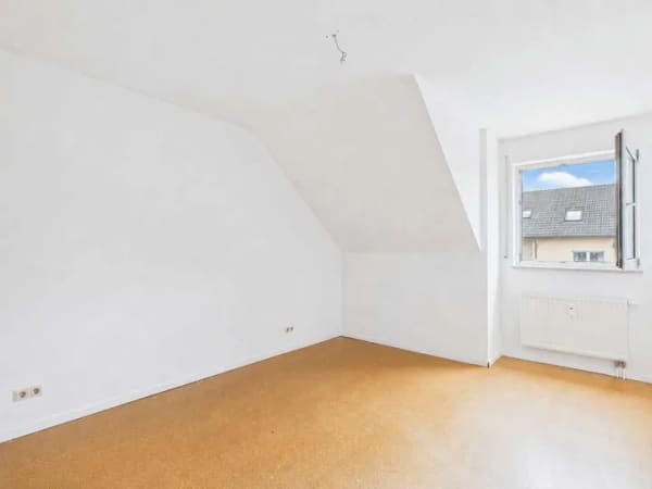 Immobilie in Meeder - Wohnen in idyllischer Lage: 3-Zimmer-Wohnung mit Balkon & Stellplatz - Bild 3