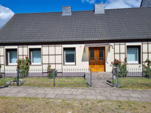 Immobilie in Fürstenberg/Havel - Löffelfertig von privat "Das Vier-Seen-Haus", Einfamilienhaus in Himmelpfort, Fürstenberg/Havel - Bild 0