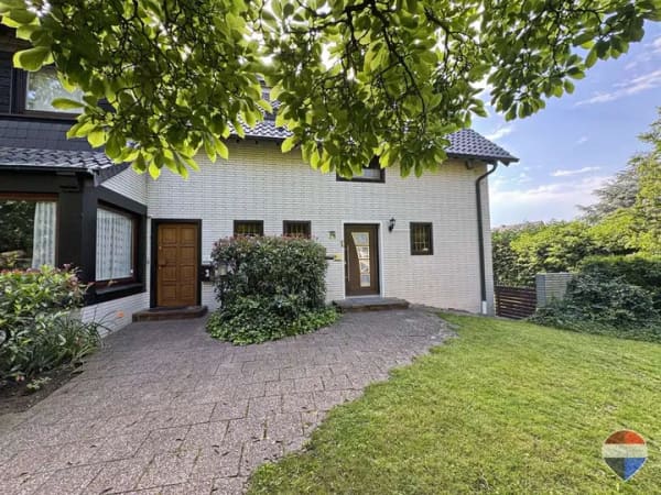 Immobilie in Rees - Moderne Eigentumswohnung über zwei Etagen mit zwei Balkonen und Garten in Rees - Bild 3