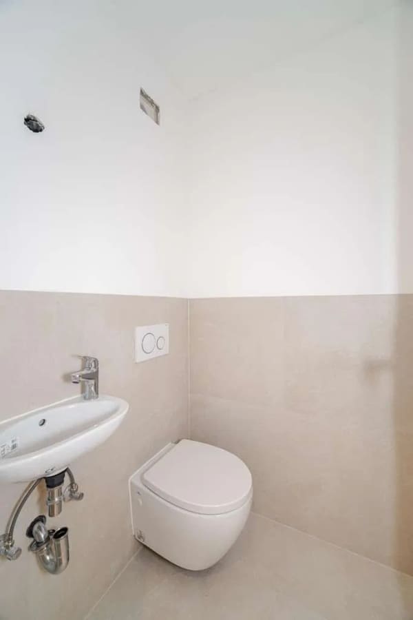 Immobilie in Neubiberg - Traumhaft modernisierte 3-Zimmer-Wohnung mit zwei Sonnenbalkonen in München-Neubiberg - Bild 1