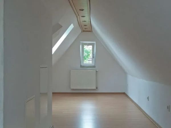 Immobilie in Neckarbischofsheim - Vermietete 2-Zi.-Wohnung im Ortskern von Neckarbischofsheim! - Bild 1