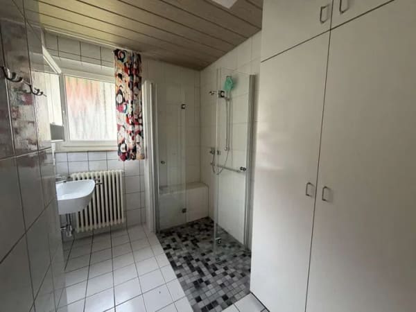 Immobilie in Neckartenzlingen - Charmantes Einfamilienhaus mit großem Grundstück und vielseitigem Ausbaupotenzial - Bild 4