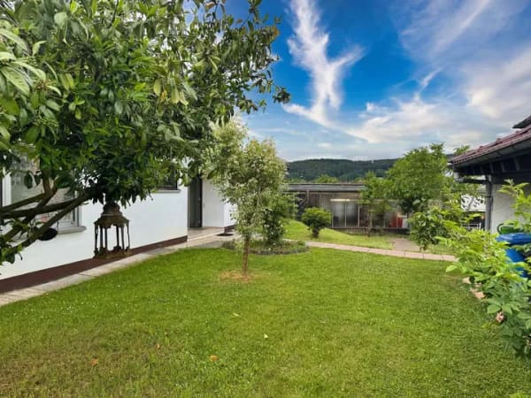 Immobilie in Höchst im Odenwald - Hier beginnt Familienleben – Viel Platz, großer Garten und jede Menge Potenzial - Bild 2