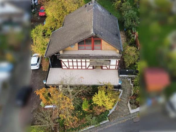 Immobilie in Unkel - Platz für mehrere Generationen – Familienhaus mit Einliegerwohnung und großem Grundstück in Unkel - Bild 4