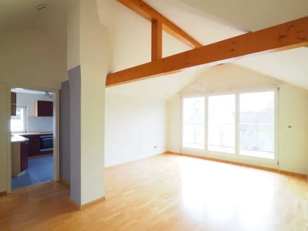 Immobilie in Sasbach - Provisionsfrei! Gut vermietete 2-Zimmer-DG-Wohnung mit Balkon in ruhiger Ortsrandlage von Sasbach - Bild 0