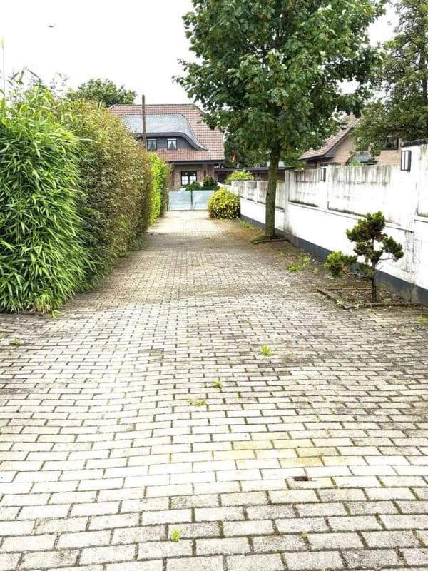 Immobilie in Nettetal - Große Eigentumswohnung im Bungalowstil mit Wintergarten, Garten, Terrasse und Stellplatz - Bild 1