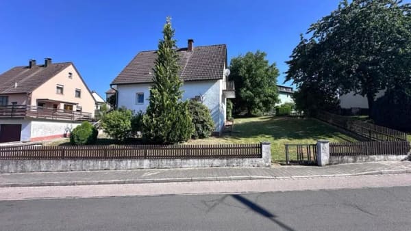 Immobilie in Vohenstrauß - Haus in Vohenstrauß - Bild 2