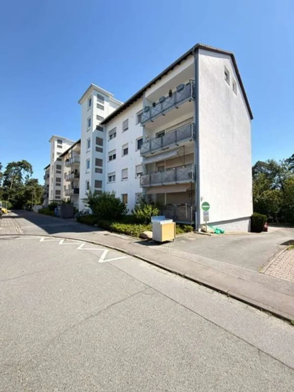Immobilie in Bickenbach - Helle 3-Zimmerwohnung im 3. OG in schöner Feldrandlage von Bickenbach - Bild 1
