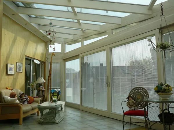 Immobilie in Schwaan - EFH 190qm + Gästehaus 50qm, Wintergärten, Pool, 1660qm Grundstück - Bild 2