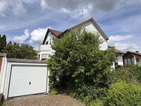 Immobilie in Uhingen - Familienfreundliche Doppelhaushälfte in ruhiger Lage  von Diegelsberg!! - Bild 2
