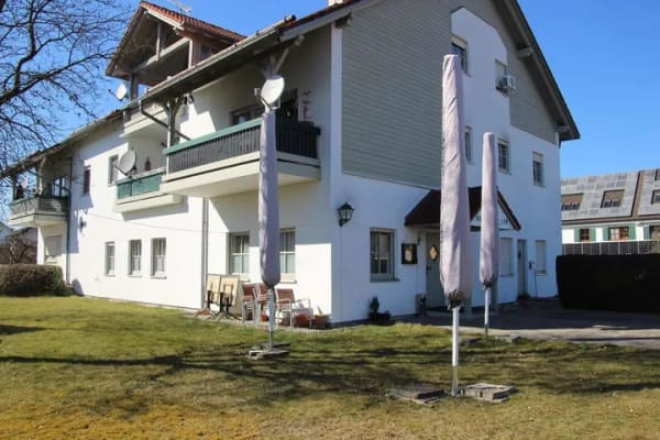 Immobilie in Untermeitingen - Vielseitige Erdgeschoss-Einheit mit exklusivem Gartenanteil und flexiblen Nutzungsmöglichkeiten - Bild 1