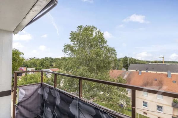 Immobilie in Burglengenfeld - Perfekt geschnittene 3-Zimmer-Eigentumswohnung mit großem Balkon und Stellplatz in Burglengenfeld - Bild 1