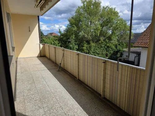 Immobilie in Oerlenbach - 5-Zimmer-Eigentumswohnung mit Balkon, Garage und Stellplatz in 97714 Oerlenbach (ID 10685) - Bild 4