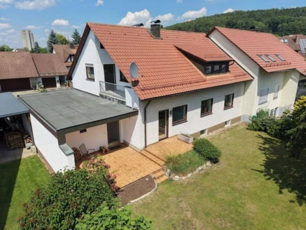 Immobilie in Sengenthal - Familienidylle mit Garage und Garten! Großzügiges Wohnhaus in ruhiger Lage von Sengenthal - Bild 0