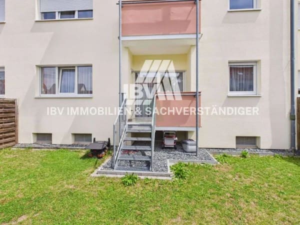 Immobilie in Poppenricht - 3-Zimmer-Erdgeschosswohnung mit Gartenanteil und Stellplatz in Poppenricht / Traßlberg - Bild 0