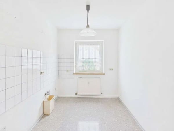 Immobilie in Poppenricht - 3-Zimmer-Erdgeschosswohnung mit Gartenanteil und Stellplatz in Poppenricht / Traßlberg - Bild 2