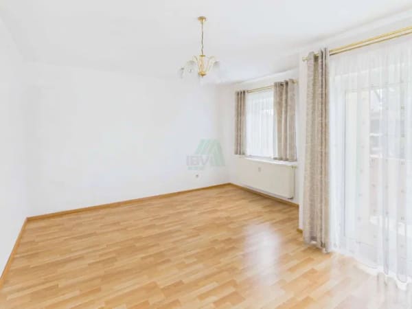 Immobilie in Poppenricht - 3-Zimmer-Erdgeschosswohnung mit Gartenanteil und Stellplatz in Poppenricht / Traßlberg - Bild 3