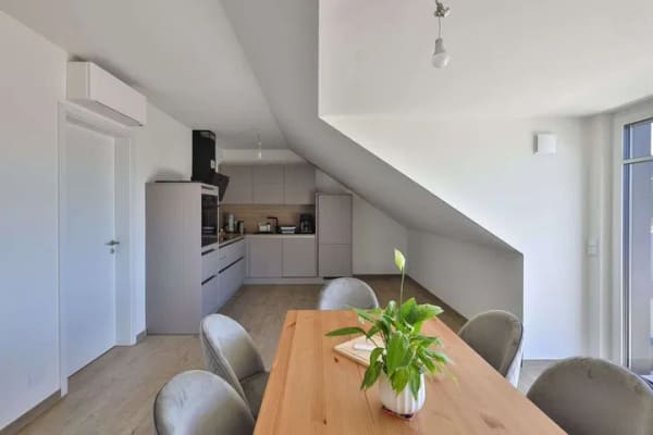 Immobilie in Heeslingen - Hoch oben und erstklassig ausgestattet – willkommen in Ihrer neuen Dachgeschosswohnung in Heeslingen - Bild 1