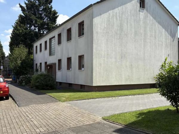 Immobilie in Neukirchen-Vluyn - Interessante Kapitalanlage mit Erweiterungspotential - 4 Familienhaus mit Baugrundstück  - Bild 4