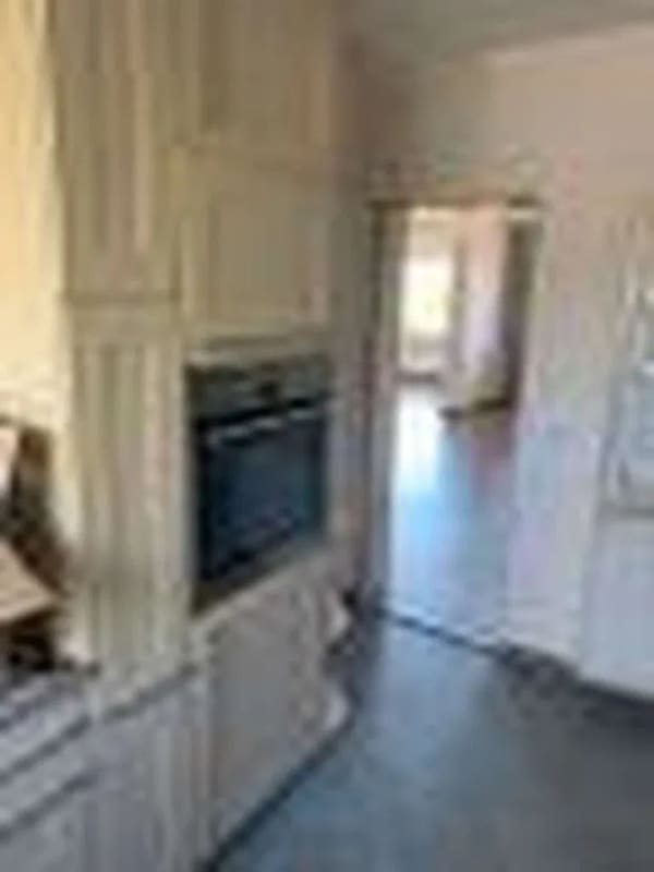 Immobilie in Ellerau - Lichtdurchflutete 4-Zimmer-Wohnung mit großer Südwest-Loggia, Garage und Top-Anbindung an Hamburg - Bild 3
