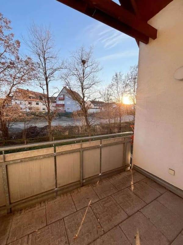 Immobilie in Langenzenn - Helle Dachgeschosswohnung mit Loggia, Stellplatz und Wohlfühlfaktor in Langenzenn - Bild 0