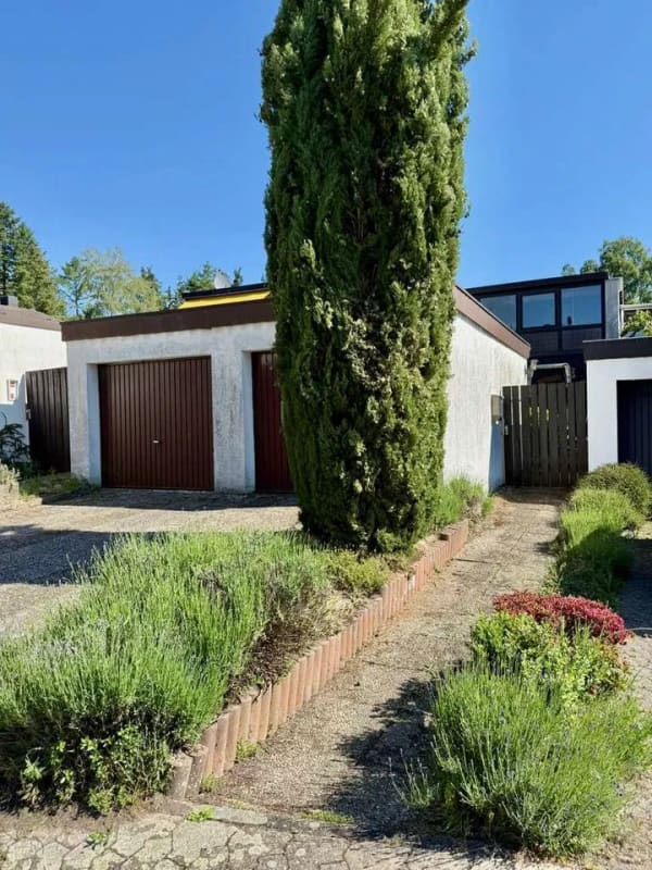 Immobilie in Kirkel - Großzügiges Flachdach-Reihenhaus im Grünen - provisionsfrei/privat - Bild 0
