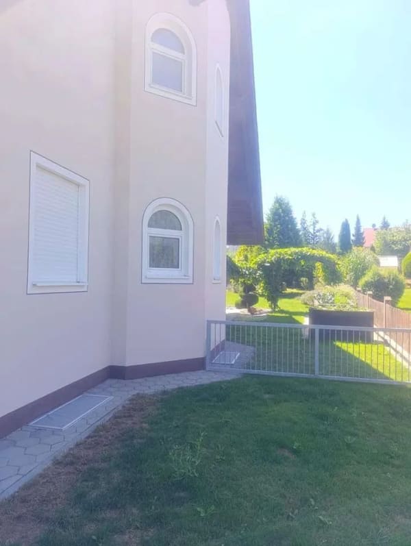 Immobilie in Wildenberg - Zweifamilienhaus mit 302 m² Wohnfläche in Wildenberg - Bild 1