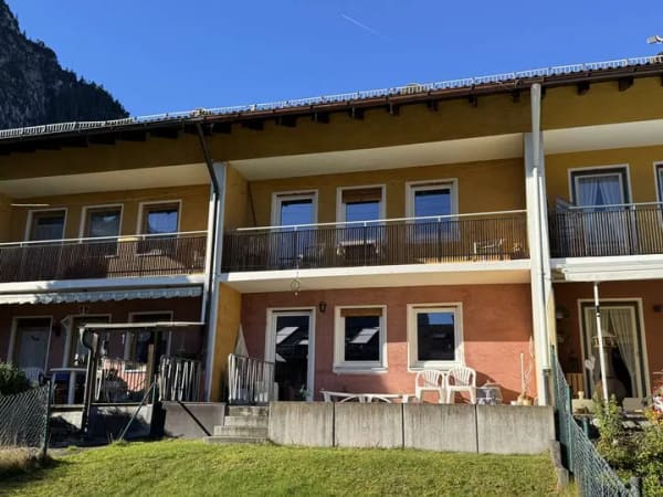 Immobilie in Oberammergau - Mehr Platz, mehr Möglichkeiten, mehr Zu Hause! Interessantes Reihenmittelhaus in ruhiger Lage - Bild 0