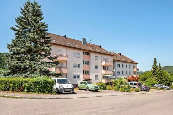 Immobilie in Murrhardt - 1-Zimmer-Dachgeschosswohnung mit Loggia und Stellplatz in Murrhardt - Bild 1