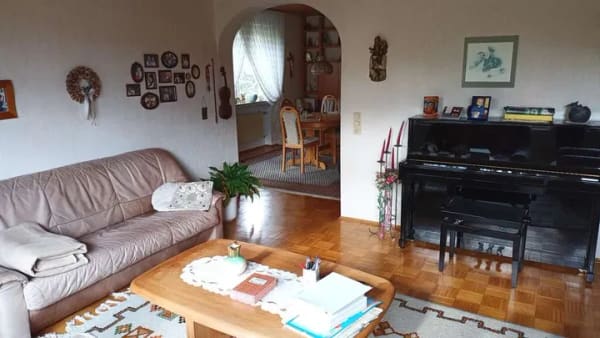 Immobilie in Meschede - Freistehendes Einfamilienhaus mit Garage und großem Garten in Meschede-Wennemen - Bild 2
