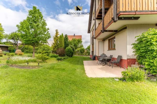 Immobilie in Aichhalden - 2-Fam.-Haus mit großem Sonnengrundstück & Ausbaupotenzial im DG - im Sommer 2026 noch einziehen! - Bild 3