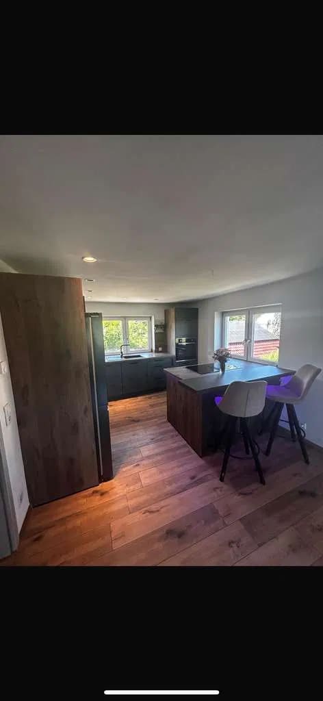 Immobilie in Aresing -     Exklusiv modernisiertes Zweifamilienhaus mit großem Baulandgrundstück und Ausbaupotenzial - Bild 2