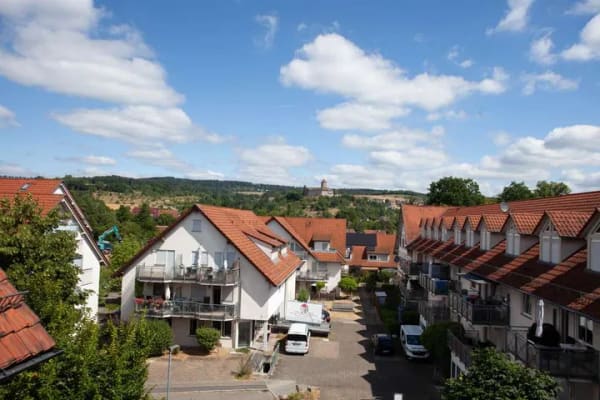 Immobilie in Oppenweiler - Ein besonderer Ort zum Ankommen – mit Blick auf das Wasserschloss und die Burg Reichenberg - Bild 4