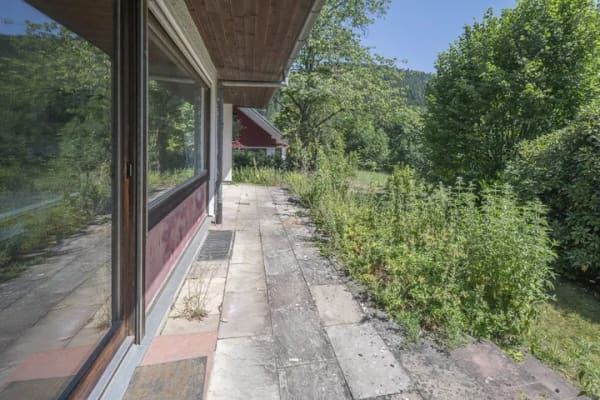 Immobilie in Alpirsbach - Na hier geht die Sonne auf! Freistehendes Haus mit vielen Möglichkeiten - sonnig, freistehend, attraktiv - Bild 4