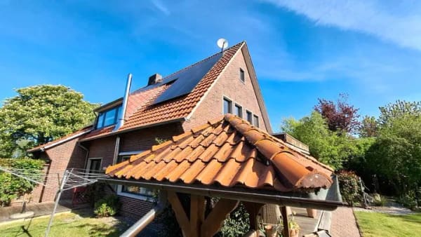 Immobilie in Butjadingen - Wohnhaus+Einliegerwohnung+Halle – Butjadingen, provisionsfrei - Bild 0