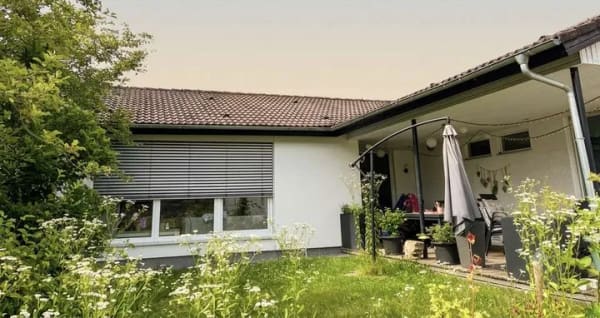 Immobilie in Roßdorf - KOPIE - Modernisiertes Raumwunder in Roßdorf: Freistehendes Einfamilienhaus mit Einliegerwohnung - Bild 0